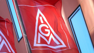 IG Metall fordert zum Start der Stahl-Tarifrunde Jobgarantie und Reallohnerhalt