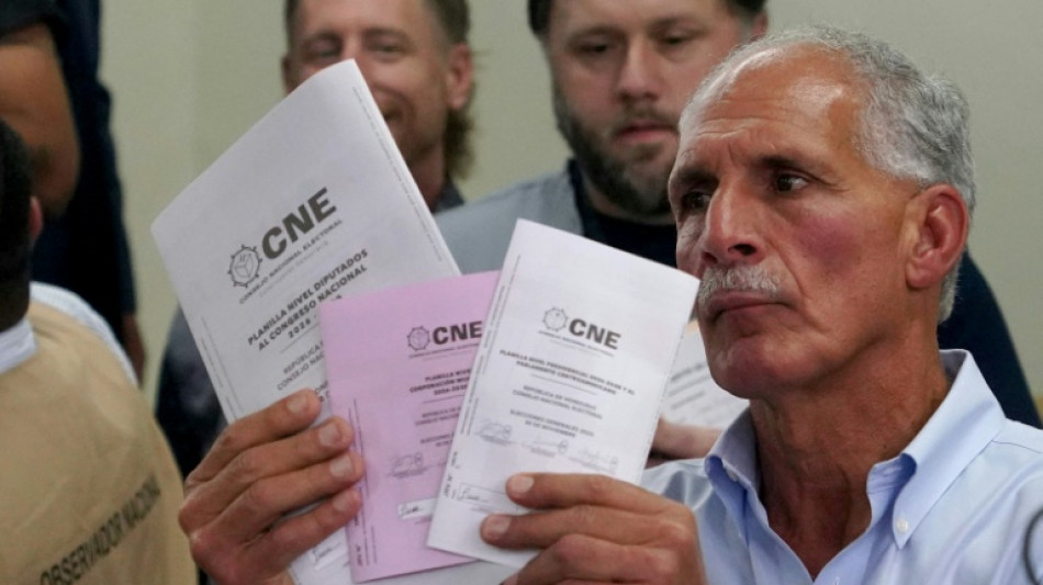 Candidato apoyado por Trump en cerrada lucha con otro derechista por presidencia de Honduras