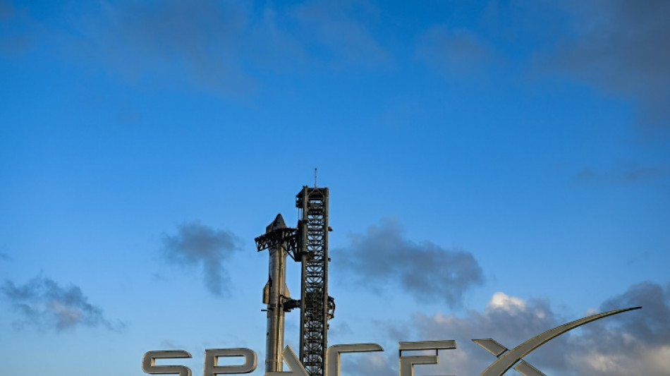 Explosion d'une mégafusée Starship de SpaceX lors d'un test au Texas, pas de blessés, selon les autorités locales