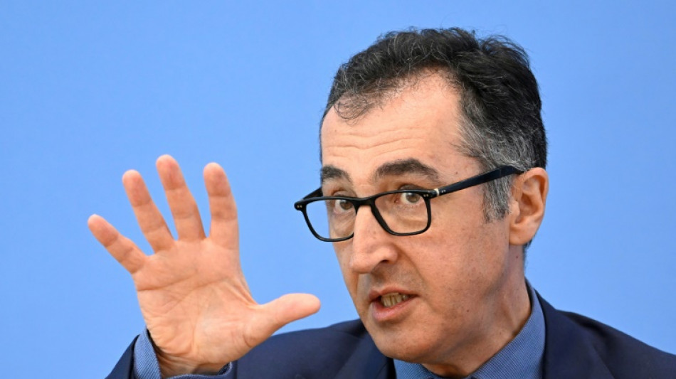Gr&uuml;nen-Politiker &Ouml;zdemir f&uuml;r Vorpr&uuml;fung von Asylantr&auml;gen an EU-Au&szlig;engrenzen