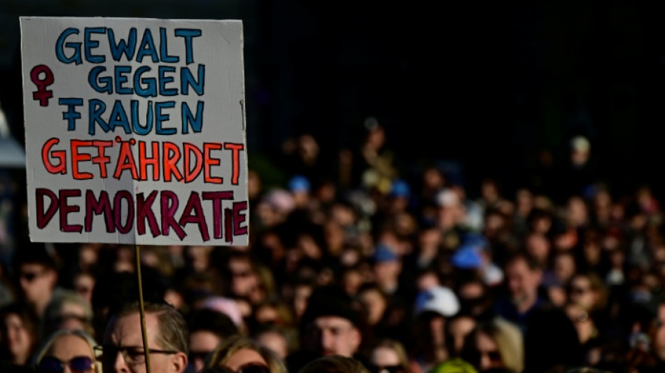 Mehr Schutz f&uuml;r Opfer digitaler Gewalt: Kabinett beschlie&szlig;t Gesetz