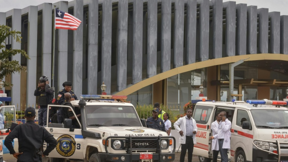 Corte Suprema de EEUU levanta restricciones a deportaciones a terceros pa&iacute;ses