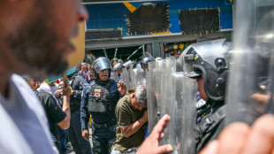Denuncian cinco arrestos en Venezuela tras una manifestaci&oacute;n por los salarios