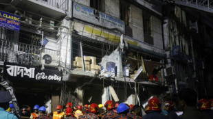 Quince muertos en Banglad&eacute;s por una explosi&oacute;n en un edificio de oficinas