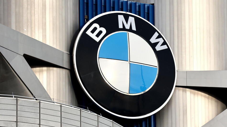 Bmw punta un rialzo dei margini sull'auto fino al 5% nel 2028