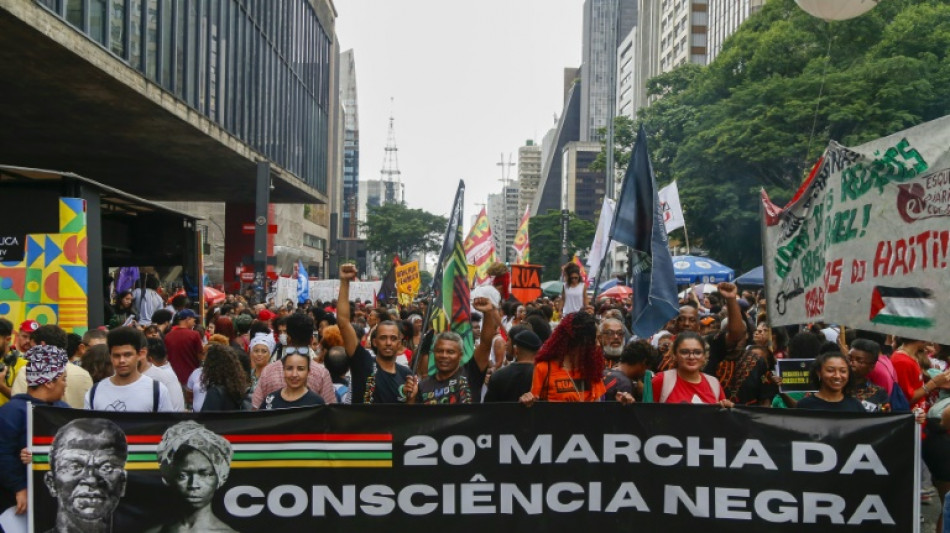Popula&ccedil;&atilde;o de pardos supera a de brancos pela primeira vez no Brasil