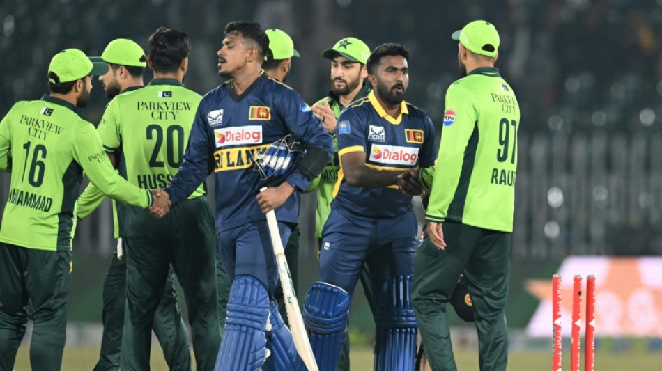 Sri Lanka to stay in Pakistan after bomb, games move to Rawalpindi