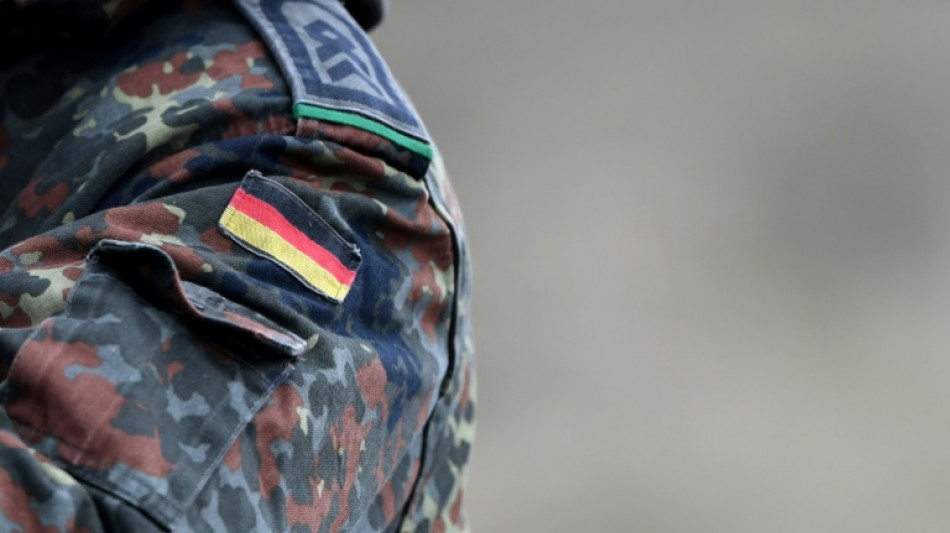 Wehrbeauftragte schl&auml;gt Musterung aller jungen M&auml;nner und Frauen vor