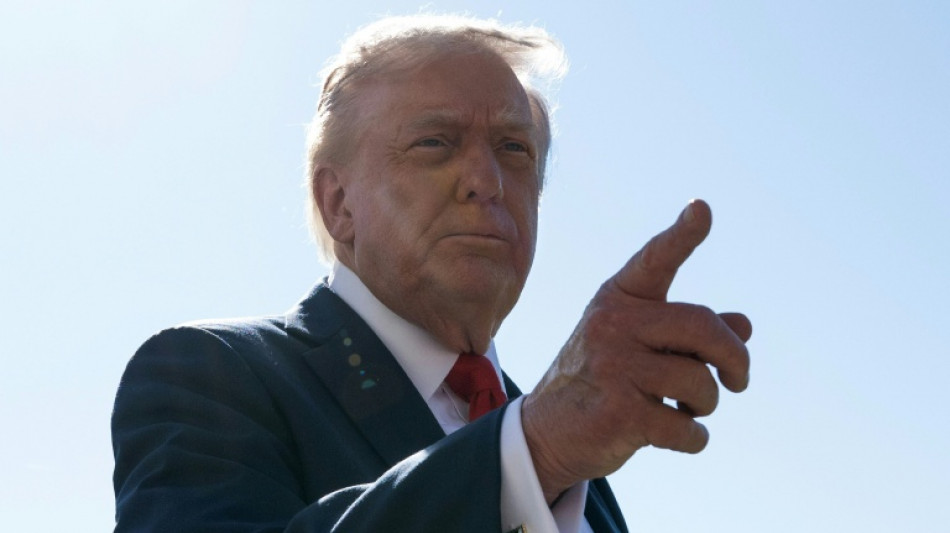 Trump kündigt Entlassungen wegen anhaltender Haushaltssperre in den USA an