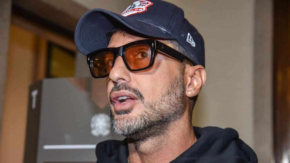 Fabrizio Corona, io e Fedez molto amici, vincer&agrave; Sanremo