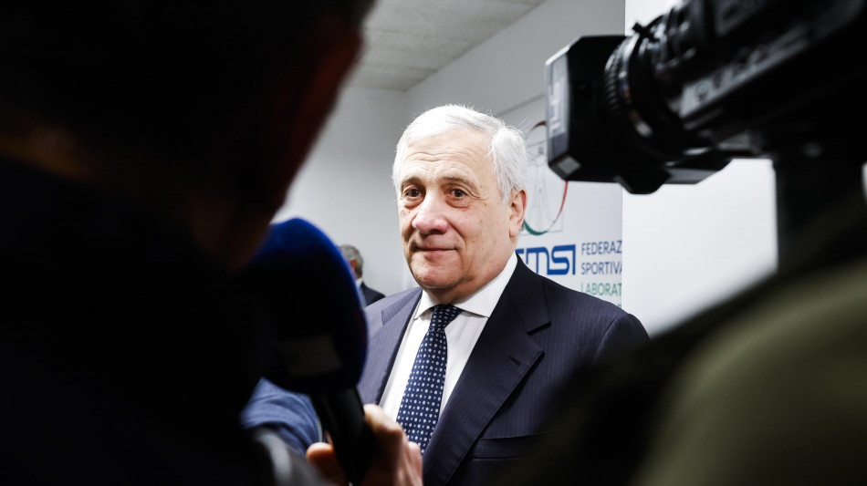 Tajani, 'dall'Ice abusi, tra arrestare e uccidere c'&egrave; differenza'