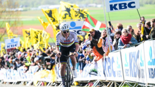 Cyclisme: Tadej Pogacar remporte en solitaire son troisi&egrave;me Tour des Flandres