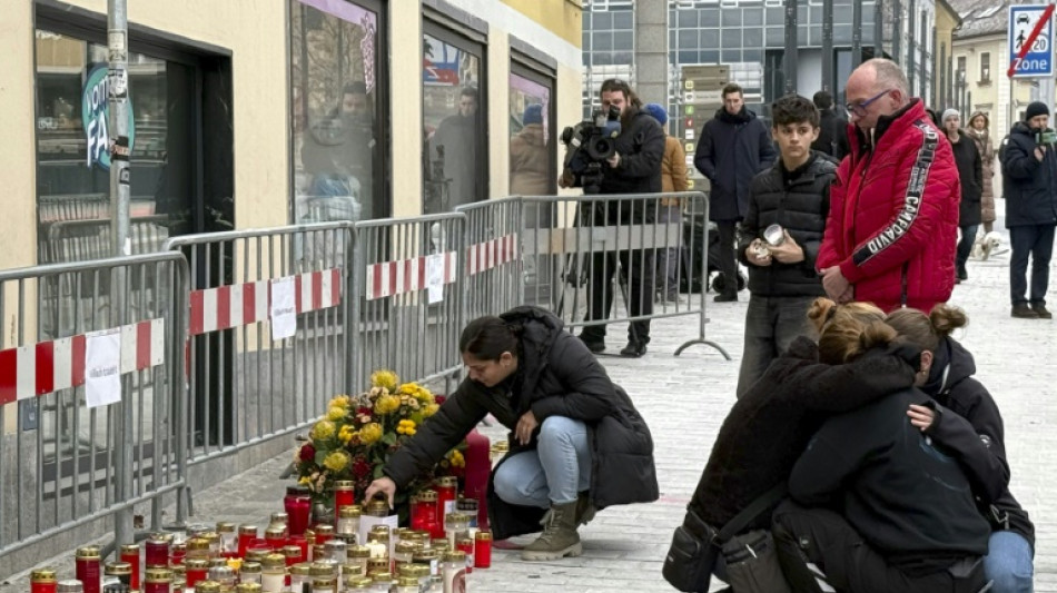 &Ouml;sterreichs Innenminister: Messerattacke in Villach war "islamistischer" Angriff