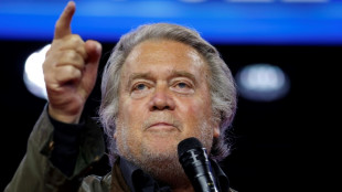 Ex-assessor de Trump, Bannon deve come&ccedil;ar a cumprir pena de pris&atilde;o em 1&ordm; de julho