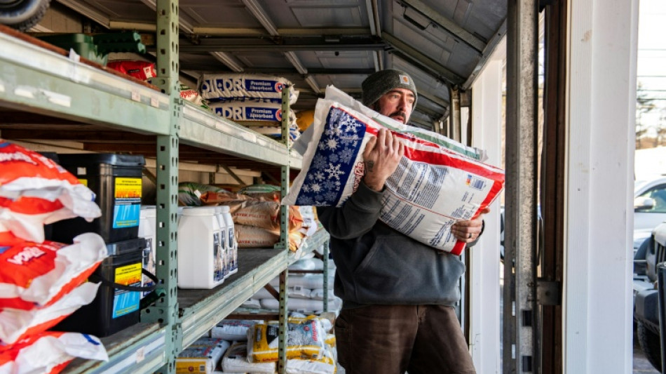 Gigantesca tormenta de nieve y hielo azota a EEUU