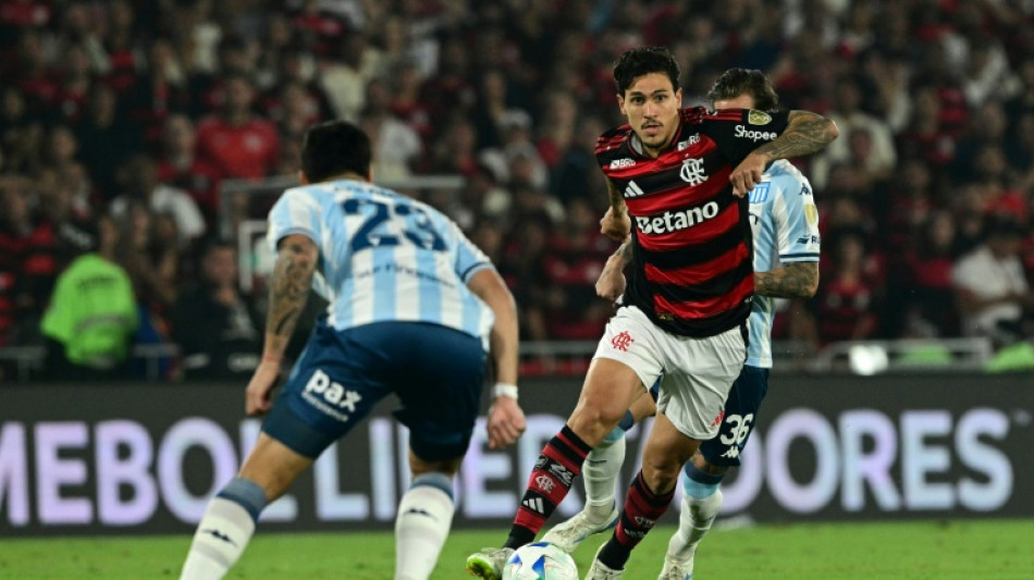 Pedro retoma treinos no Flamengo visando disputar final da Libertadores