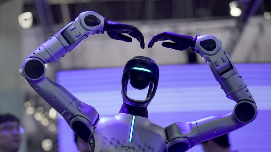 Middle East fighting overshadows world telecom show