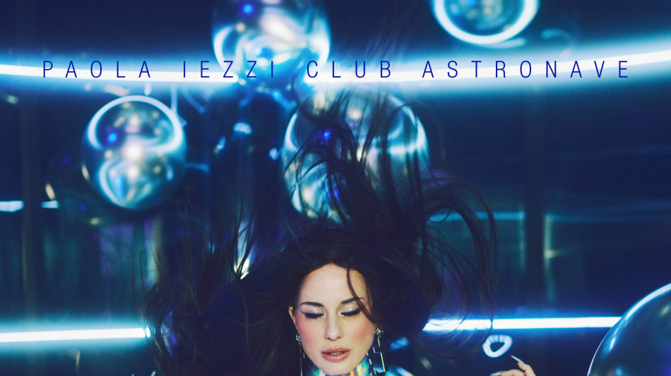 Paola Iezzi, Club Astronave &egrave; il nuovo singolo dal 6 dicembre