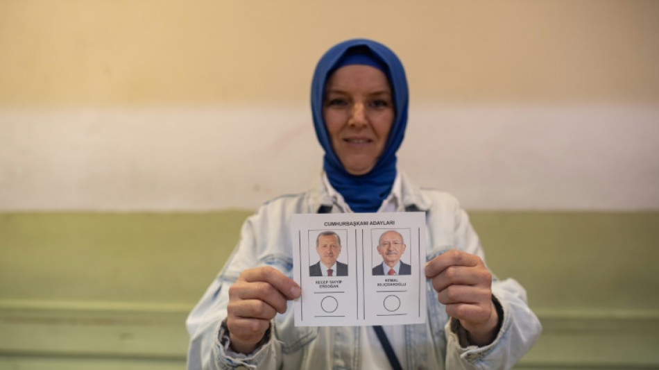 Stichwahl um Pr&auml;sidentenamt in der T&uuml;rkei hat begonnen