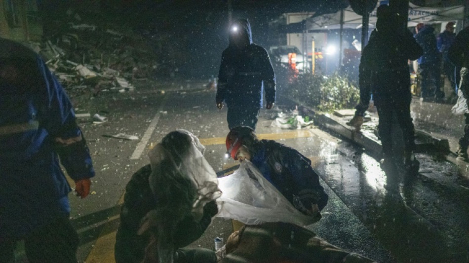S&eacute;isme en Turquie et Syrie: plus de 3.800 morts, les secours dans le froid et la nuit