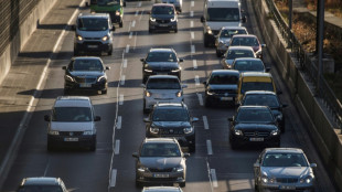 18-J&auml;hriger rast mit &uuml;ber 280 Stundenkilometern auf Berliner Autobahn Avus 