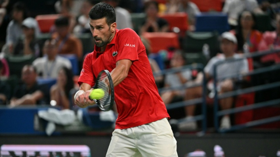 Djokovic avança pela 11ª vez às quartas de final do Masters 1000 de Xangai