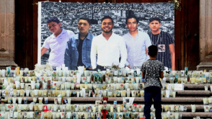 Barb&aacute;rie contra cinco amigos aterroriza cidade mexicana