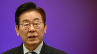 El líder surcoreano considera muy "difícil" construir submarinos nucleares en EEUU