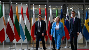 UE avan&ccedil;a para acordo sobre reforma do pacto migrat&oacute;rio