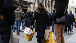 Istat, nascite ancora in calo, fecondità ai minimi storici