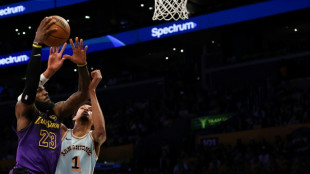 A Los Angeles, la NBA reprend &agrave; la recherche d'un peu de "joie"