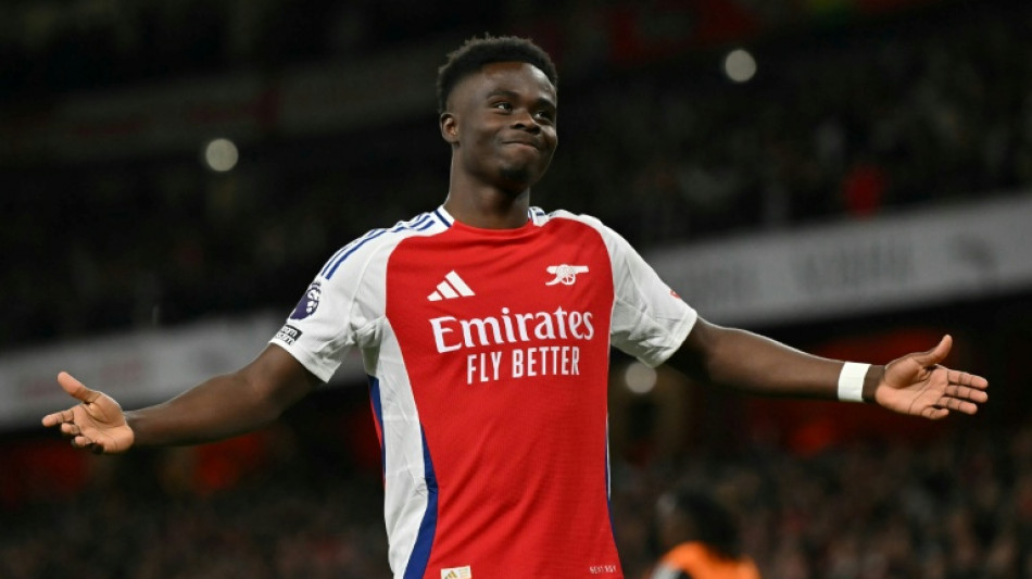 Saka scores on return as Arsenal beat Fulham