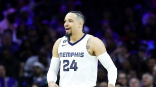 Grizzlies rout Warriors, Bucks hold off Nets
