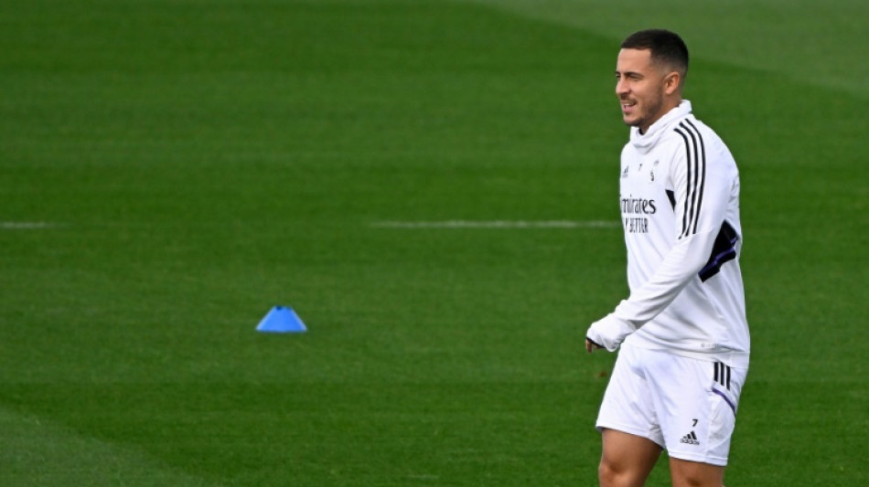 Real Madrid chega a acordo com Hazard por sa&iacute;da ao final da temporada