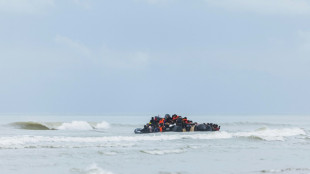 Une femme et un enfant meurent en tentant de traverser la Manche 