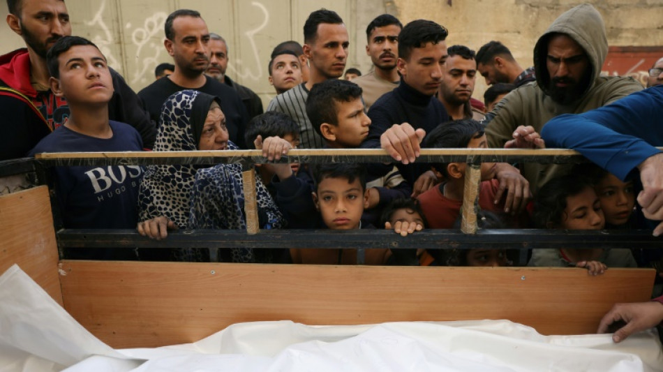 Al menos 25 muertos en Gaza por ataques israel&iacute;es contra carpas de desplazados