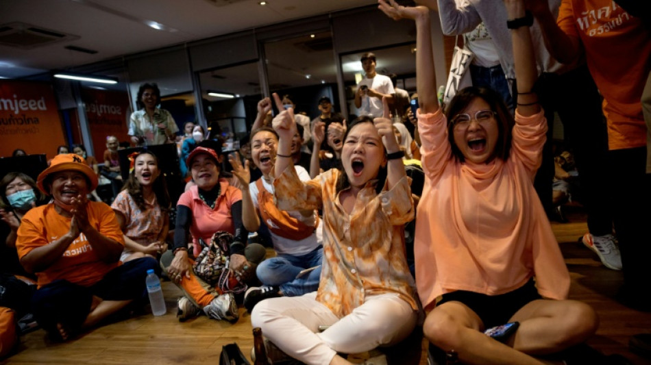 Oppositionsparteien liegen laut Teilergebnissen bei Wahl in Thailand vorne