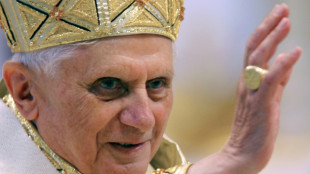 Benedicto XVI, papa ultraconservador de una iglesia marcada por los esc&aacute;ndalos