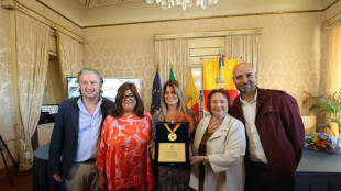 Napoli celebra i 45 anni di carriera di Monica Sarnelli