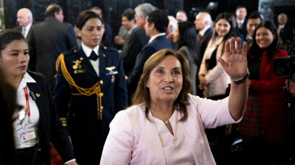 La fiscalía pide prohibir que la expresidenta Boluarte salga de Perú