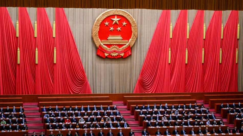 Zentralbankchef bleibt bei Regierungsneubildung in China &uuml;berraschend im Amt