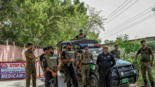 Pakistan: d&eacute;tention prolong&eacute;e de deux semaines pour l'ex-Premier ministre Imran Khan