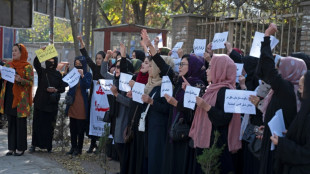 Des Afghanes manifestent contre l'expulsion d'&eacute;tudiantes d'une r&eacute;sidence universitaire