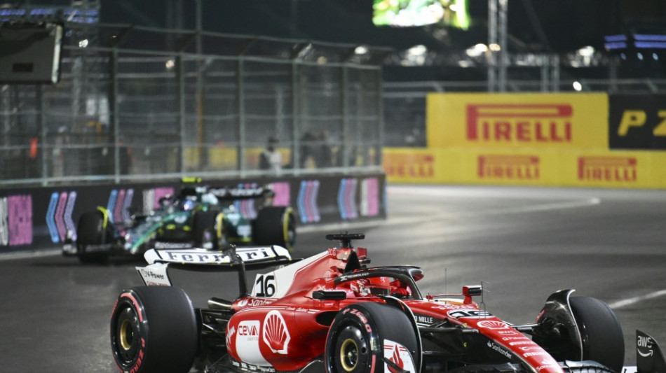 Nach Gully-Drama: Ferrari dominiert n&auml;chtliches Training