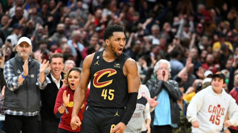Cavs sink Celtics in overtime, Sixers roll on