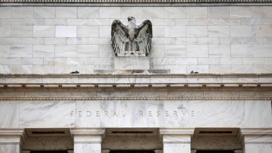 Fed mant&eacute;m juros est&aacute;veis entre 5,25% e 5,50%