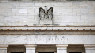 Fed mant&eacute;m juros est&aacute;veis entre 5,25% e 5,50%