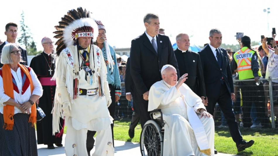 El papa Francisco denuncia la "colonizaci&oacute;n ideol&oacute;gica" en su visita a Canad&aacute;