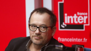De LFI &agrave; l'extr&ecirc;me droite, concert de critiques contre deux journalistes accus&eacute;s de "complot" avec le PS