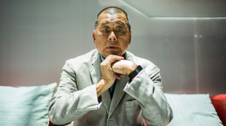 Hong Kong: come&ccedil;a julgamento contra o magnata pr&oacute;-democracia Jimmy Lai